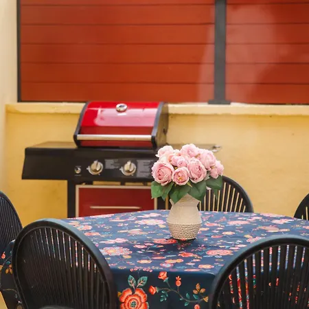 Maison D'andree - Cuisine D'ete Et Bbq - Ping Pong Argences